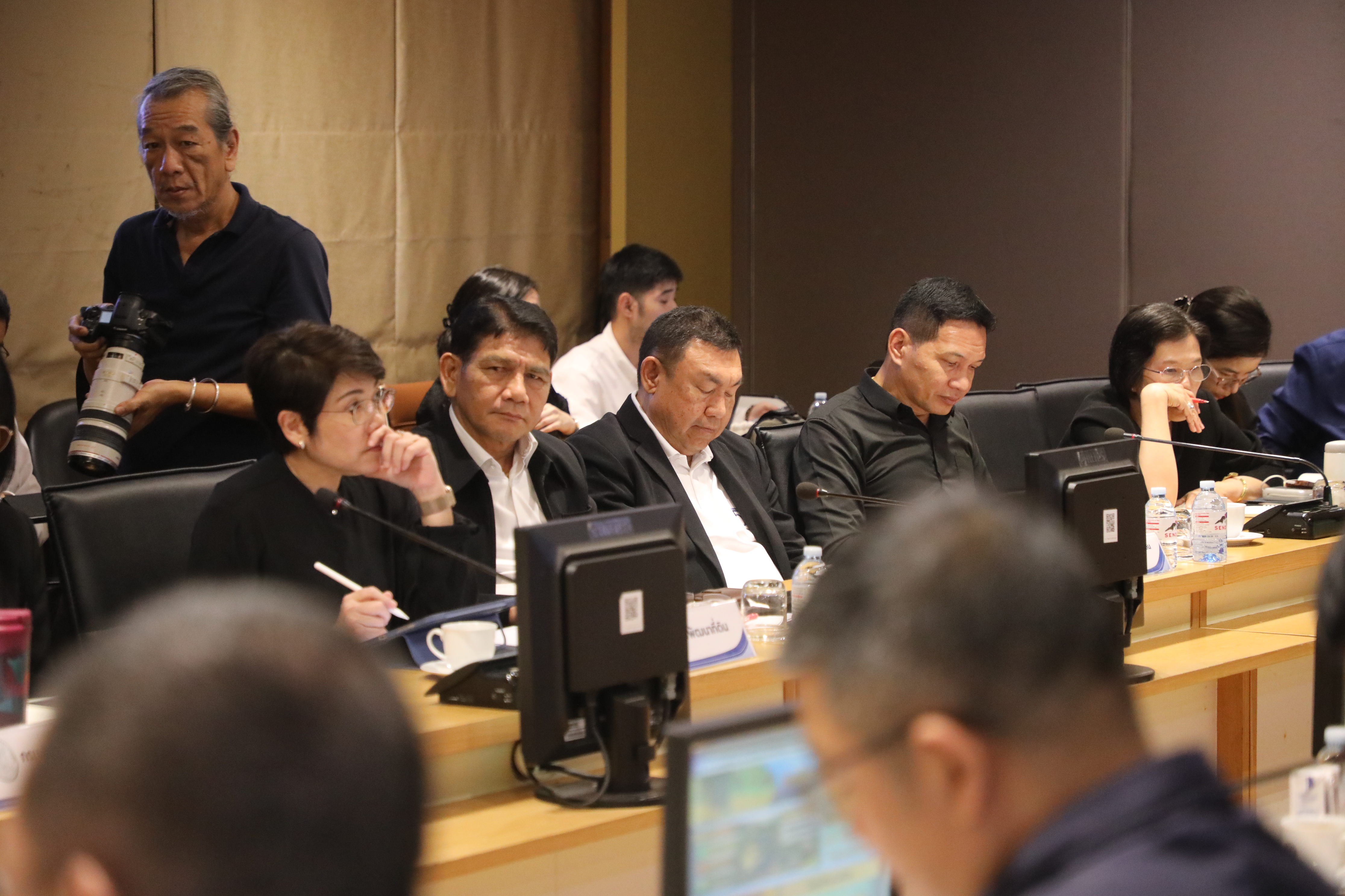 title - ส.ป.ก. เข้าร่วมประชุม หารือแนวทางการรับมือผลกระทบจากสถานการณ์การสู้รบในภูมิภาคตะวันออกกลาง ครั้งที่ 2/2569